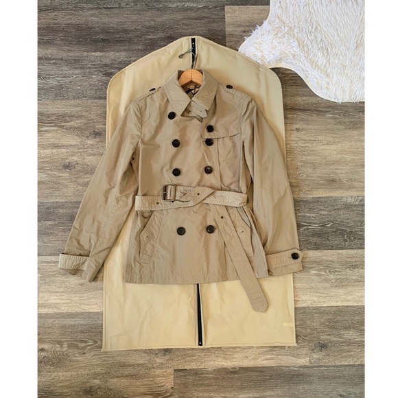 Burberry Jackets & Blazers - NWT Burberry Balmoral Cropped Trench Coat